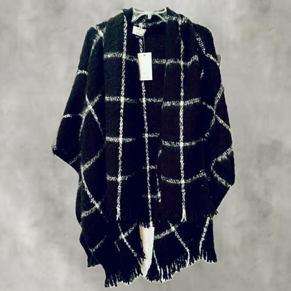 NWT David & Young Plaid Black White Soft Fuzzy Ruana,Cape,Poncho attached scarf